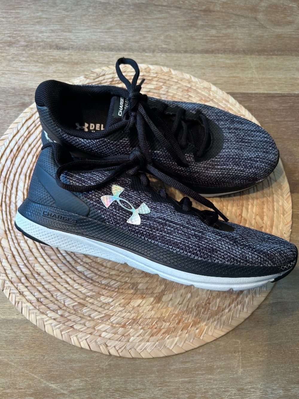 WOMEN'S UNDER ARMOUR CHARGED IMPULSE 2 KNIT RUNNING SHOES - SIZE 7